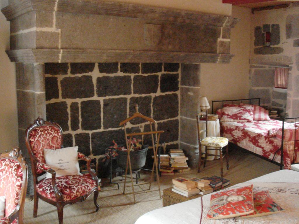 Hotel La Maison De Justine Murat  Exterior foto